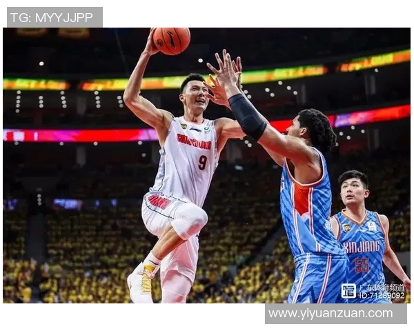 重庆足球队快攻战术分析及其在比赛中的成效与不足之处探讨